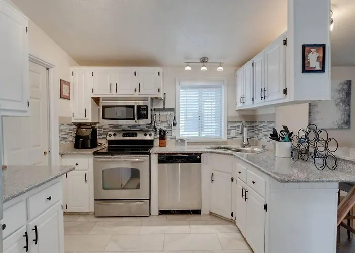 Amazing 3 Bed, 2 Bath Between Flagstaff & Sedona Munds Park