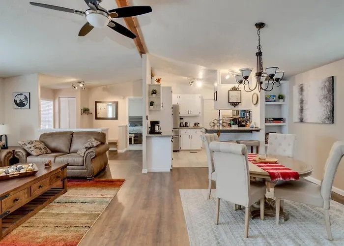 Amazing 3 Bed, 2 Bath Between Flagstaff & Sedona *